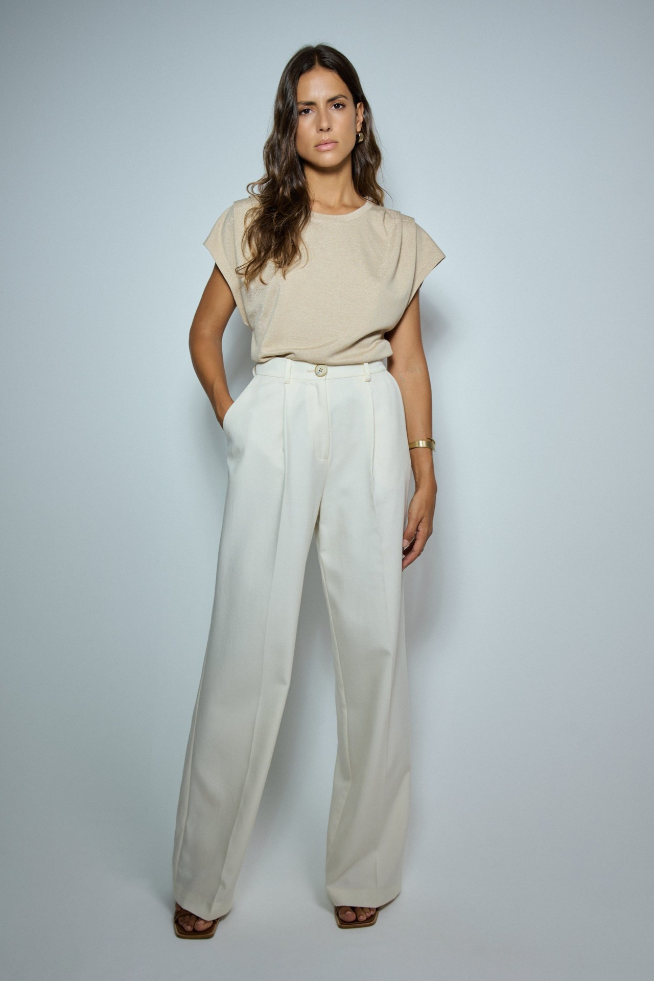 T-SHIRT AVEC BRILLANCE