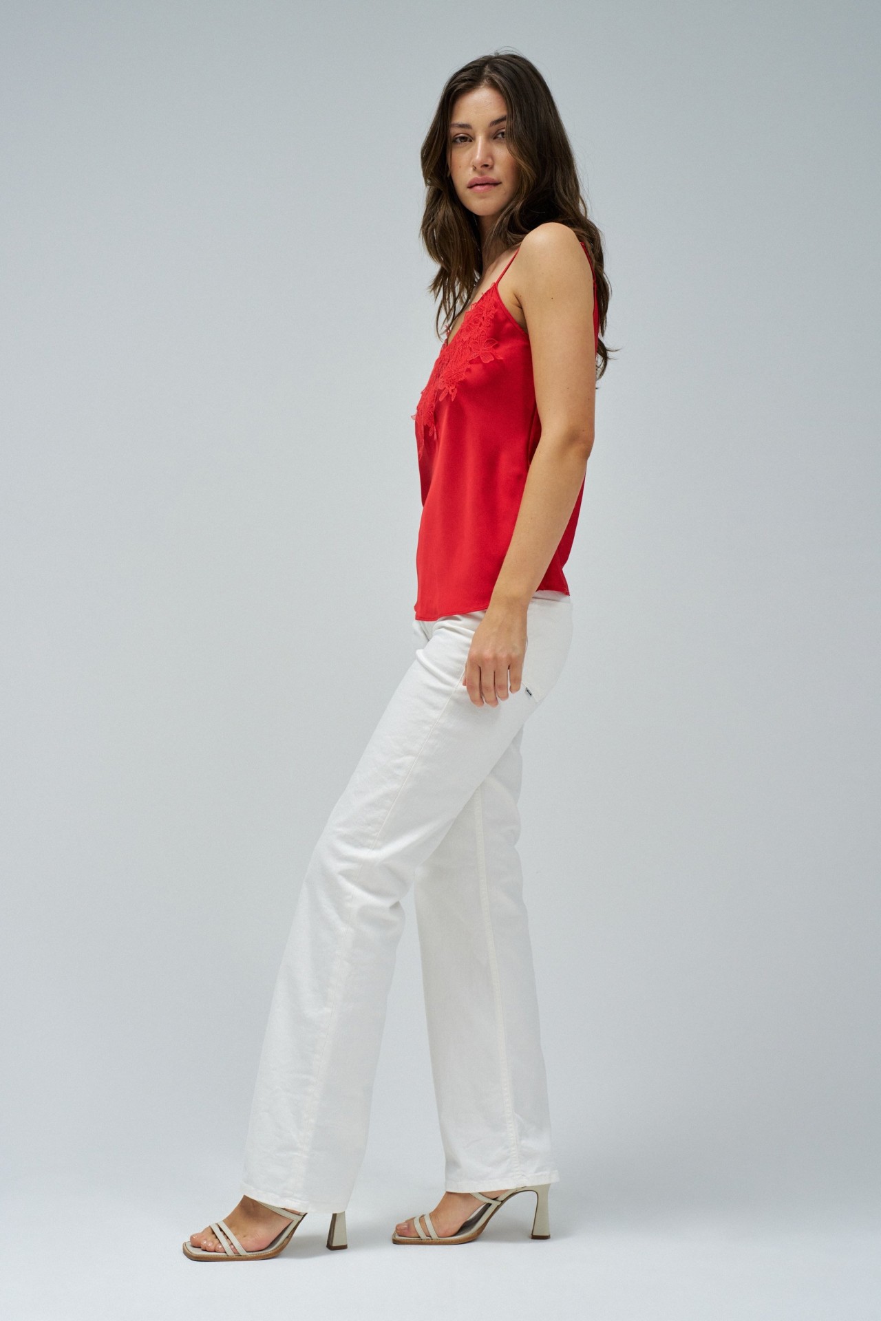 TOP ACETINADO COM RENDA