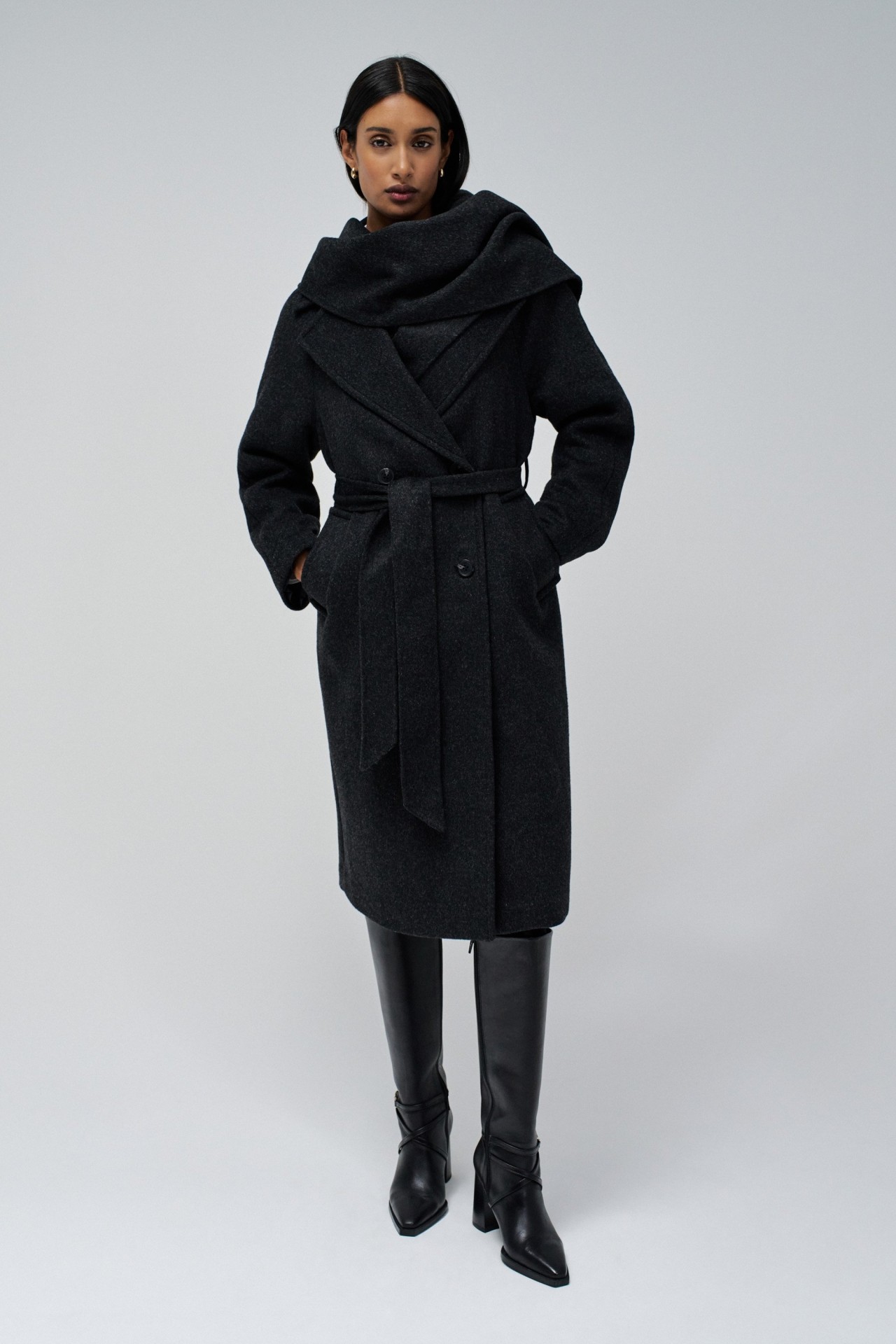 STOFFJACKE MIT ABNEHMBAREM SCHAL