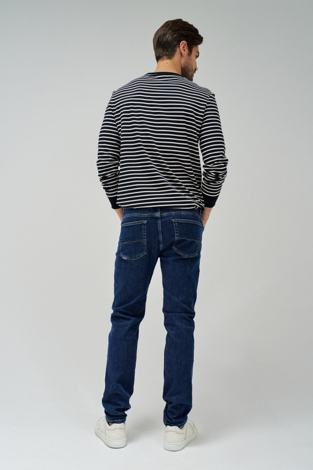 SLIM FIT JEANS
