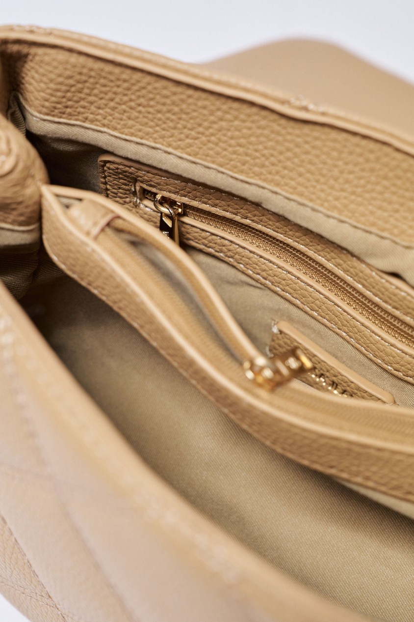 SAC EN CUIR REMBOURRÉ