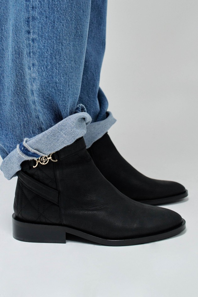 BOTTES EN CUIR