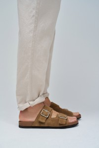 LEATHER SANDALS WITH BUCKLES