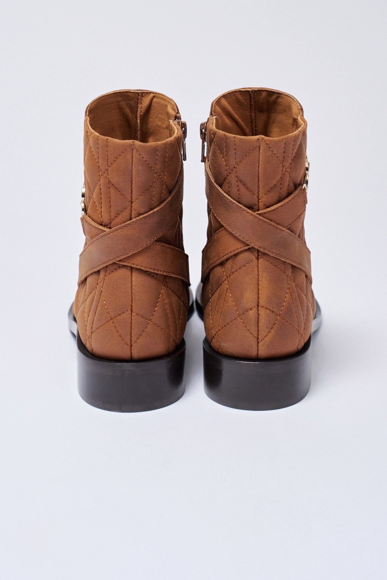 BOTTES EN CUIR