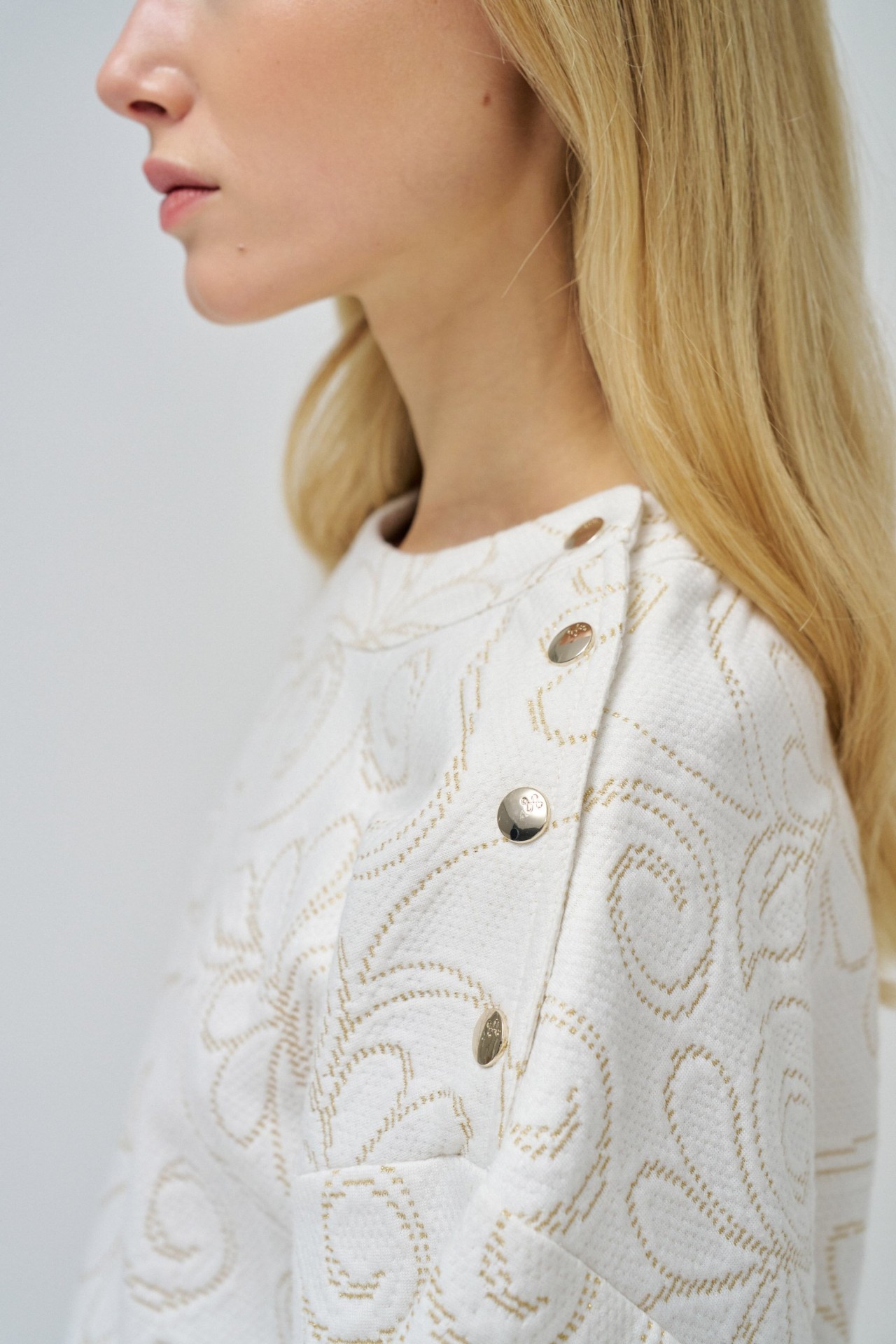 SUDADERA CON BRILLO LUREX