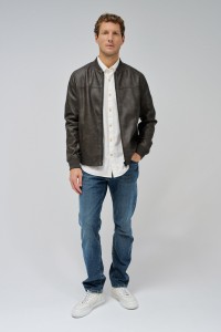 CHAQUETA BOMBER EFECTO PIEL