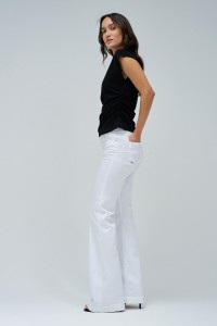 T-SHIRT COM FRANZIDO