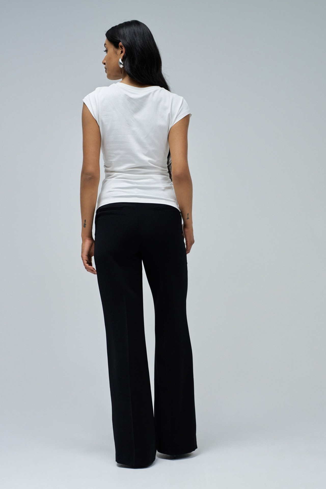 T-SHIRT COM FRANZIDO