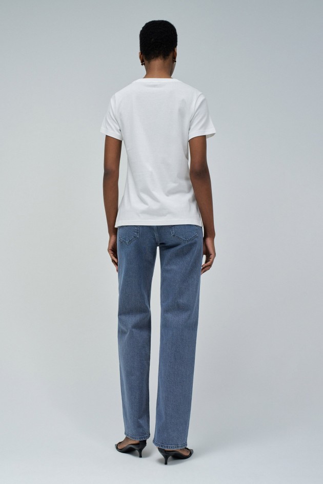 CAMISETA CON BRANDING