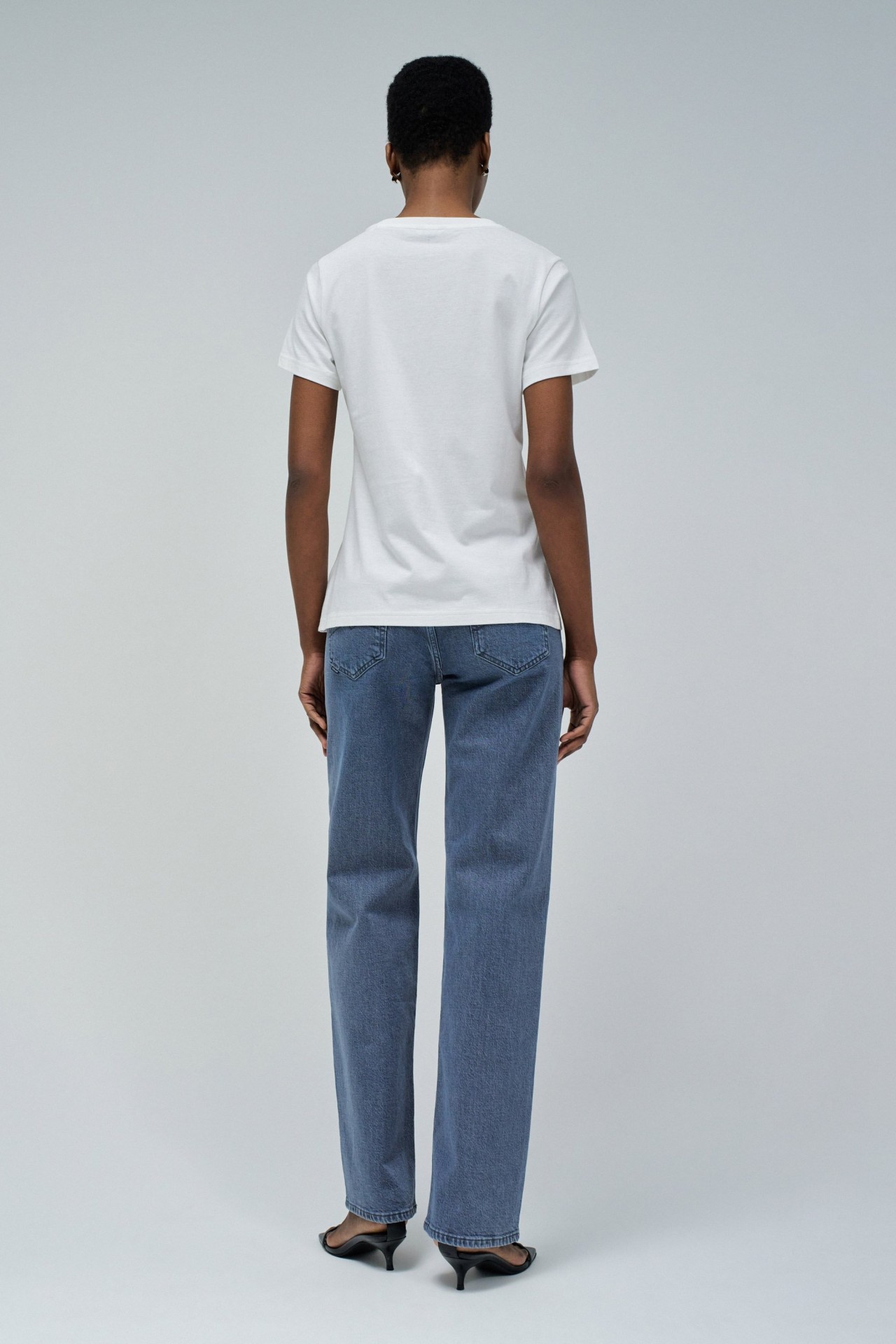 T-SHIRT WITH BRANDING