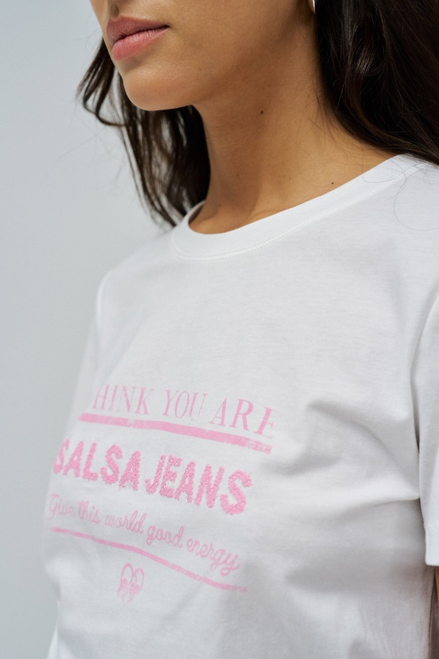 CAMISETA CON ESTAMPADO