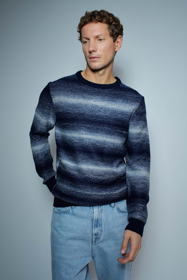 STRIPED KNIT SWEATER