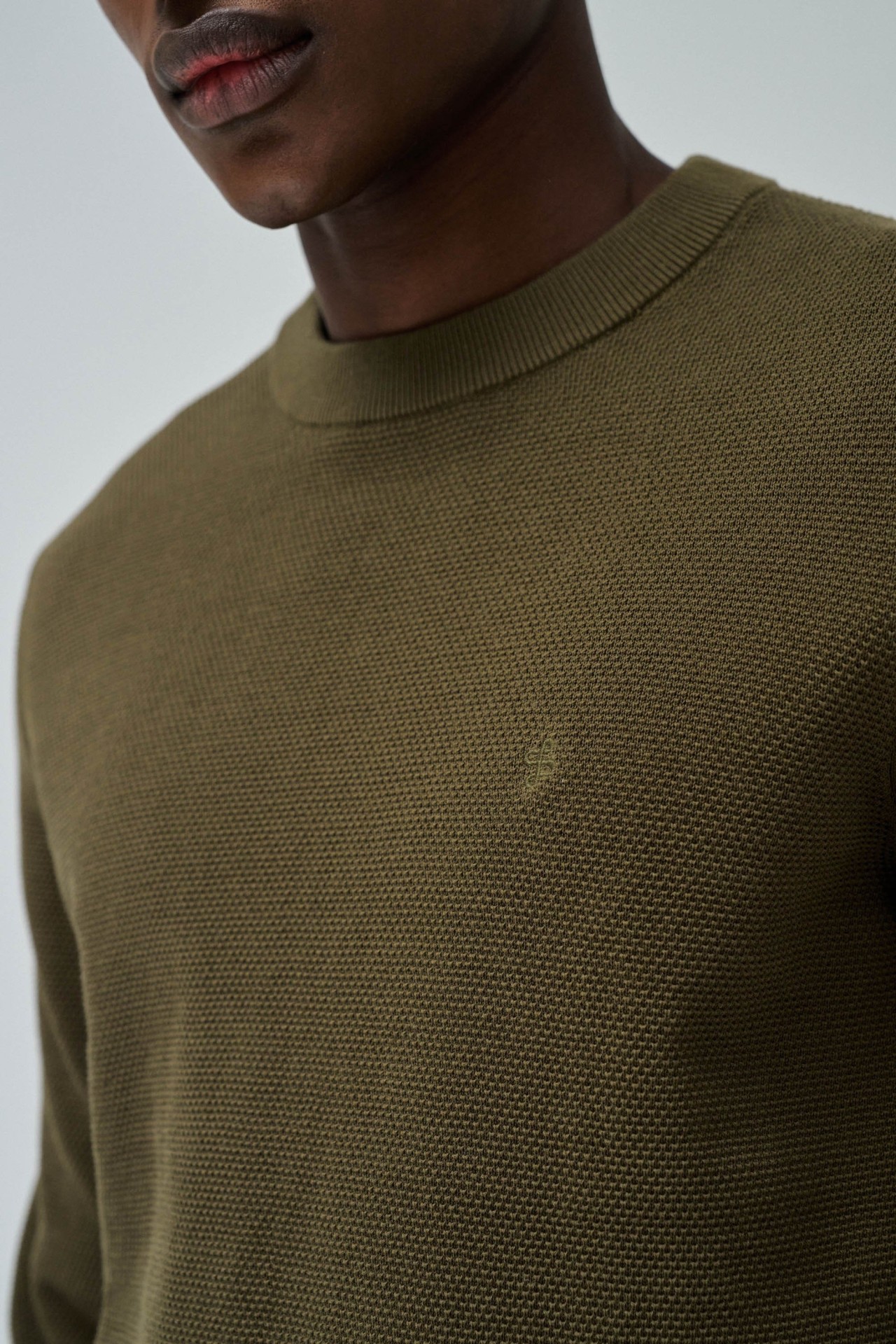 TEXTURED KNIT SWEATER