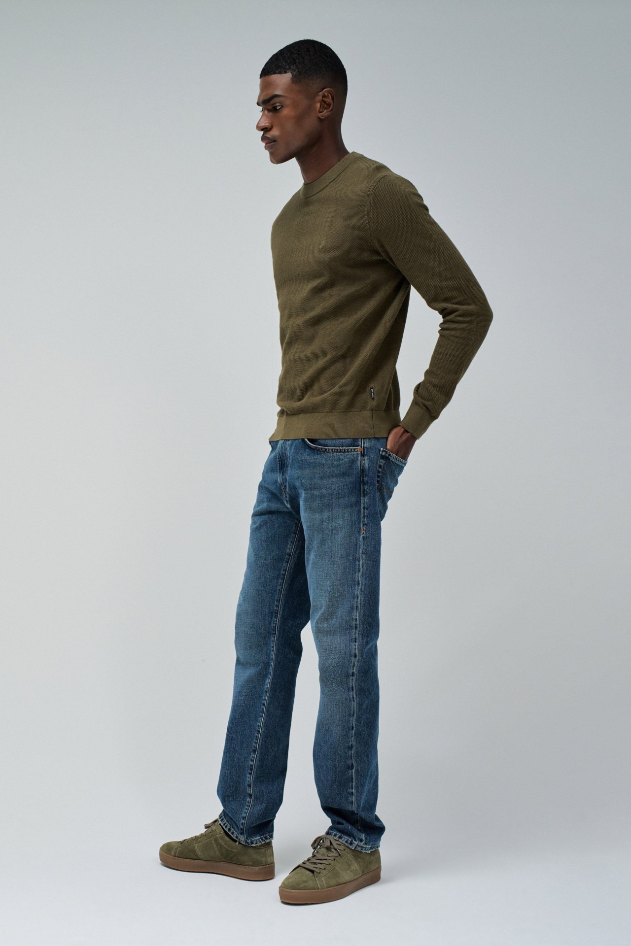 TEXTURED KNIT SWEATER