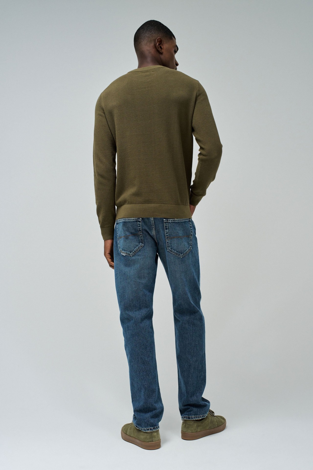 TEXTURED KNIT SWEATER