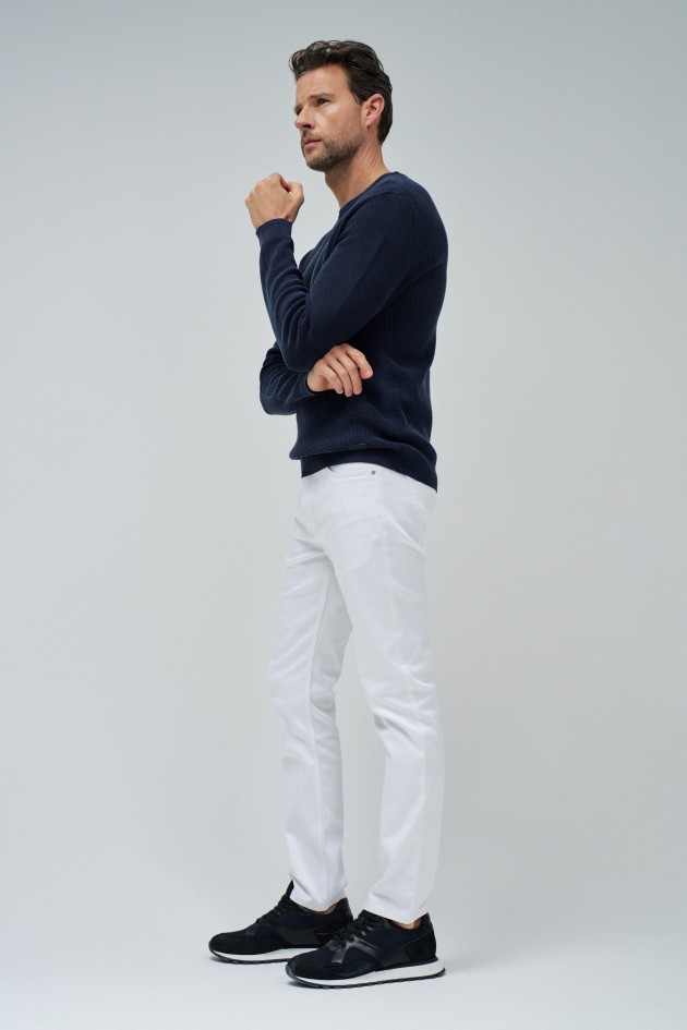 TEXTURED KNIT SWEATER