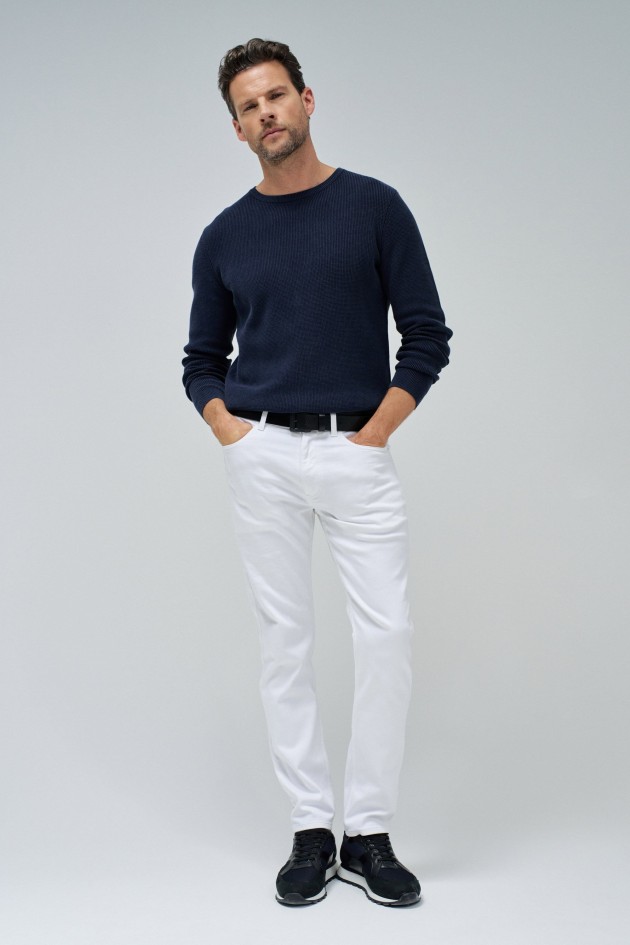 TEXTURED KNIT SWEATER