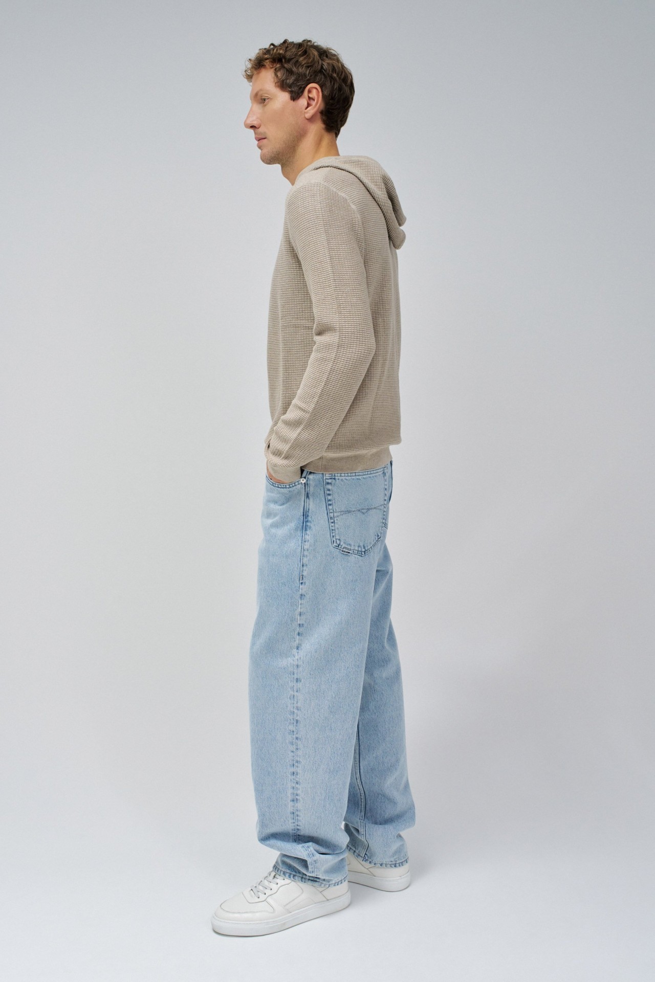 HOODIE WITH TEXTURED EFFECT