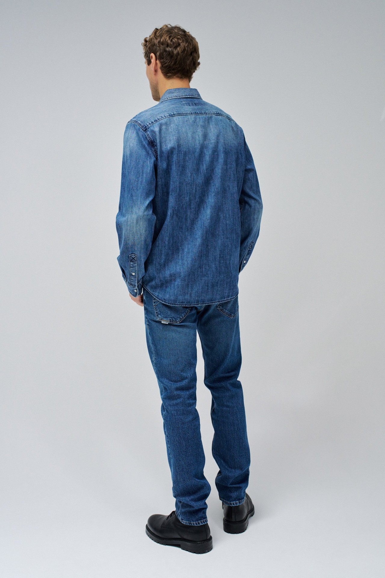 REGULAR FIT DENIM SHIRT