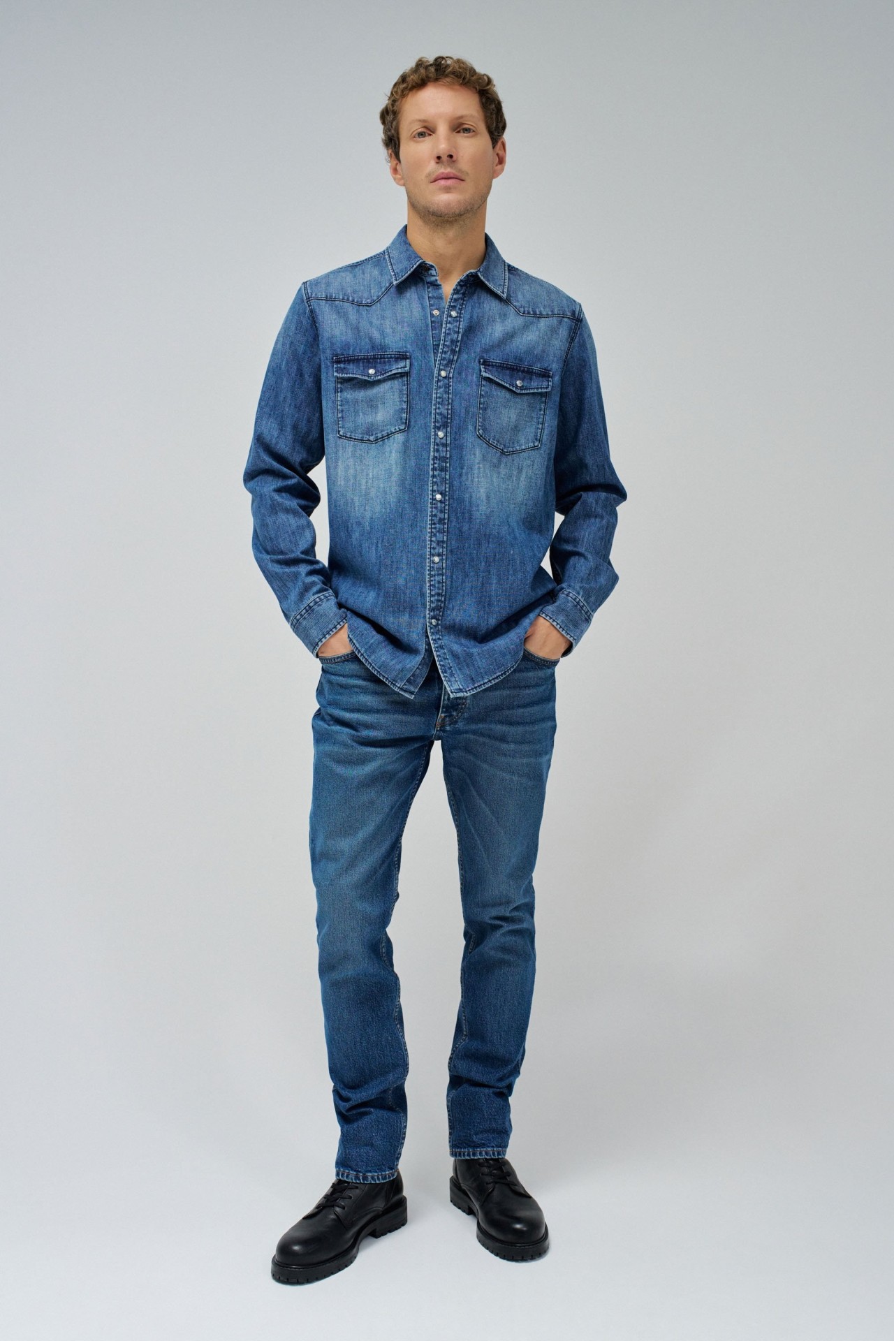REGULAR FIT DENIM SHIRT