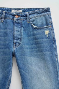 REGULAR FIT JEANS