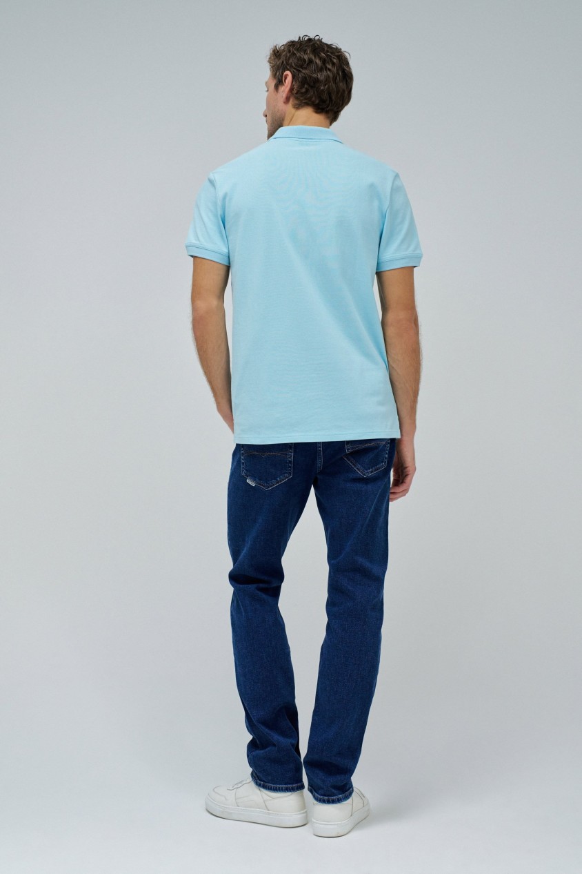 POLOSHIRT MIT MARKENDETAIL