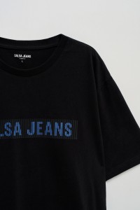 T-SHIRT COM BRANDING