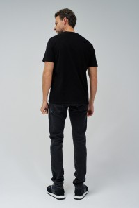 T-SHIRT COM BRANDING