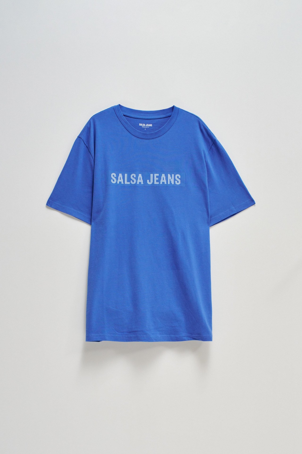 T-SHIRT WITH BRANDING