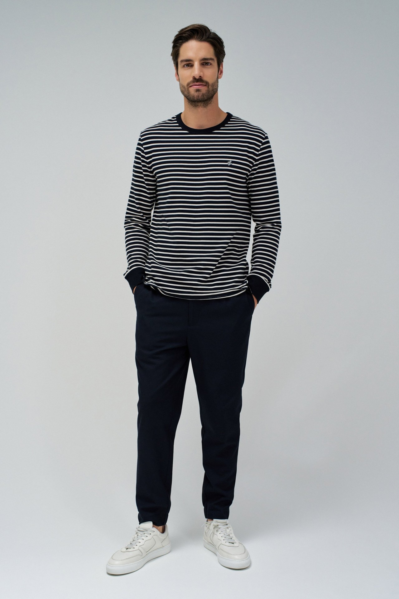 SWEATER WITH STRIPES