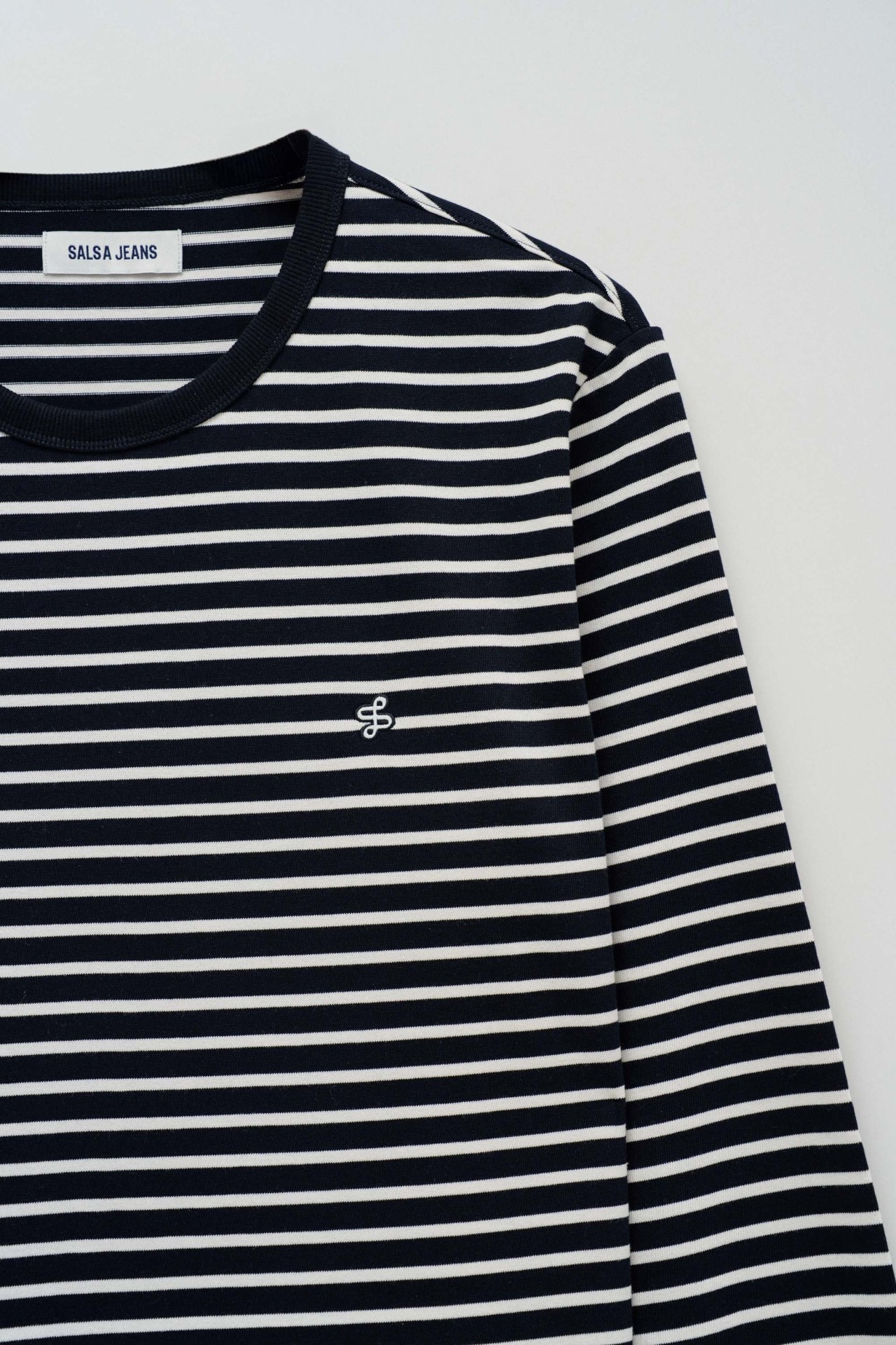 SWEATER WITH STRIPES