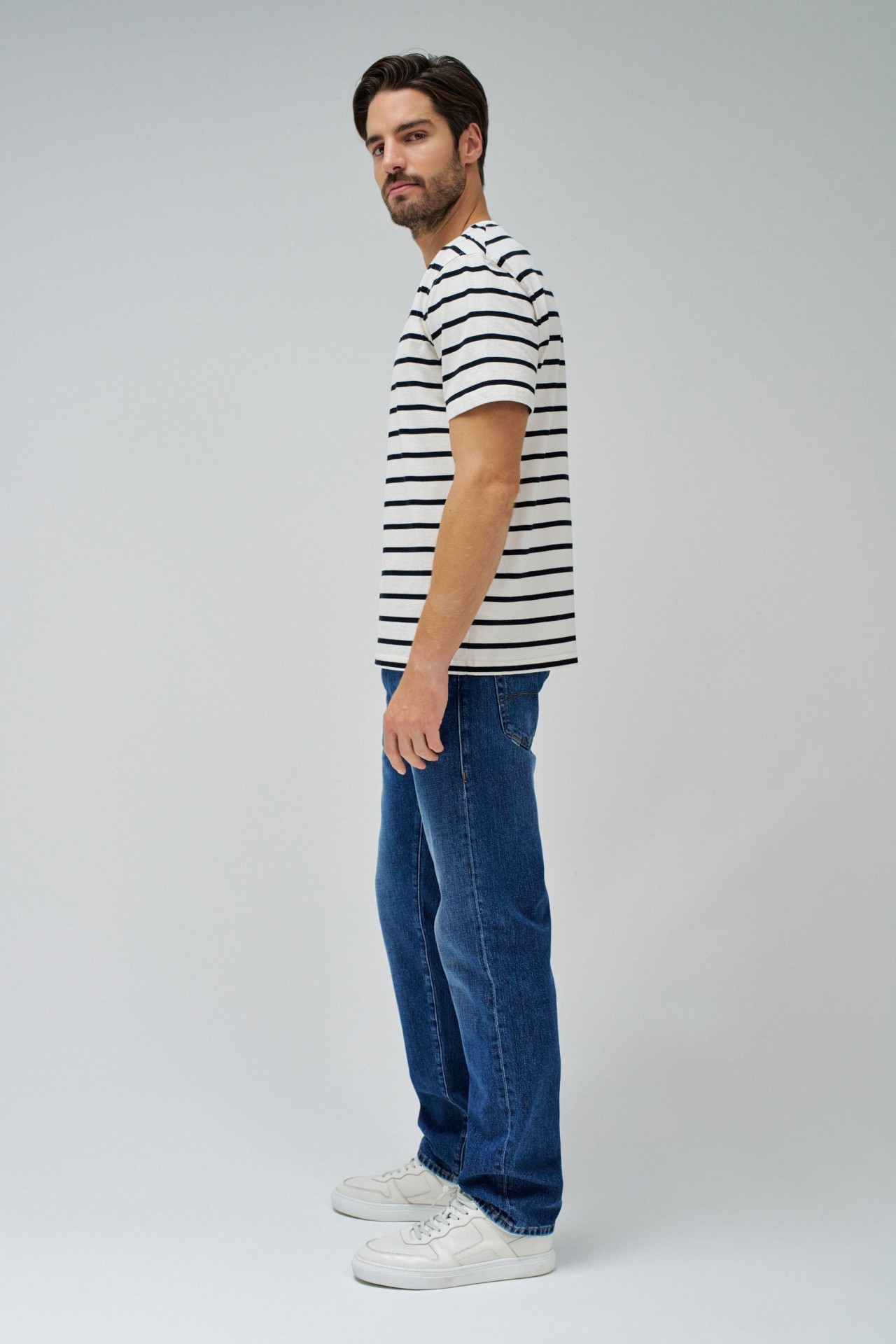 T-SHIRT WITH STRIPES