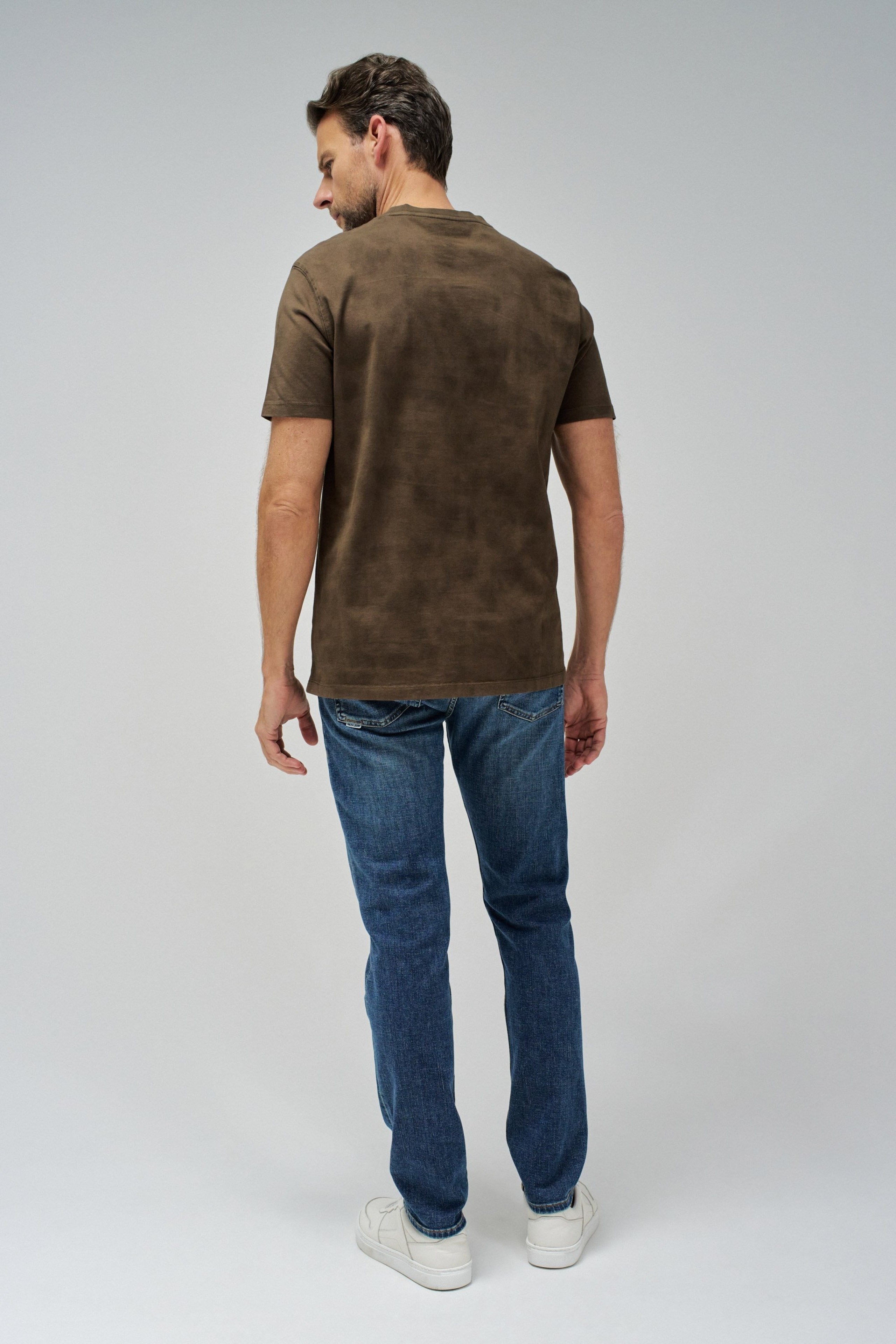 SLIM FIT T-SHIRT