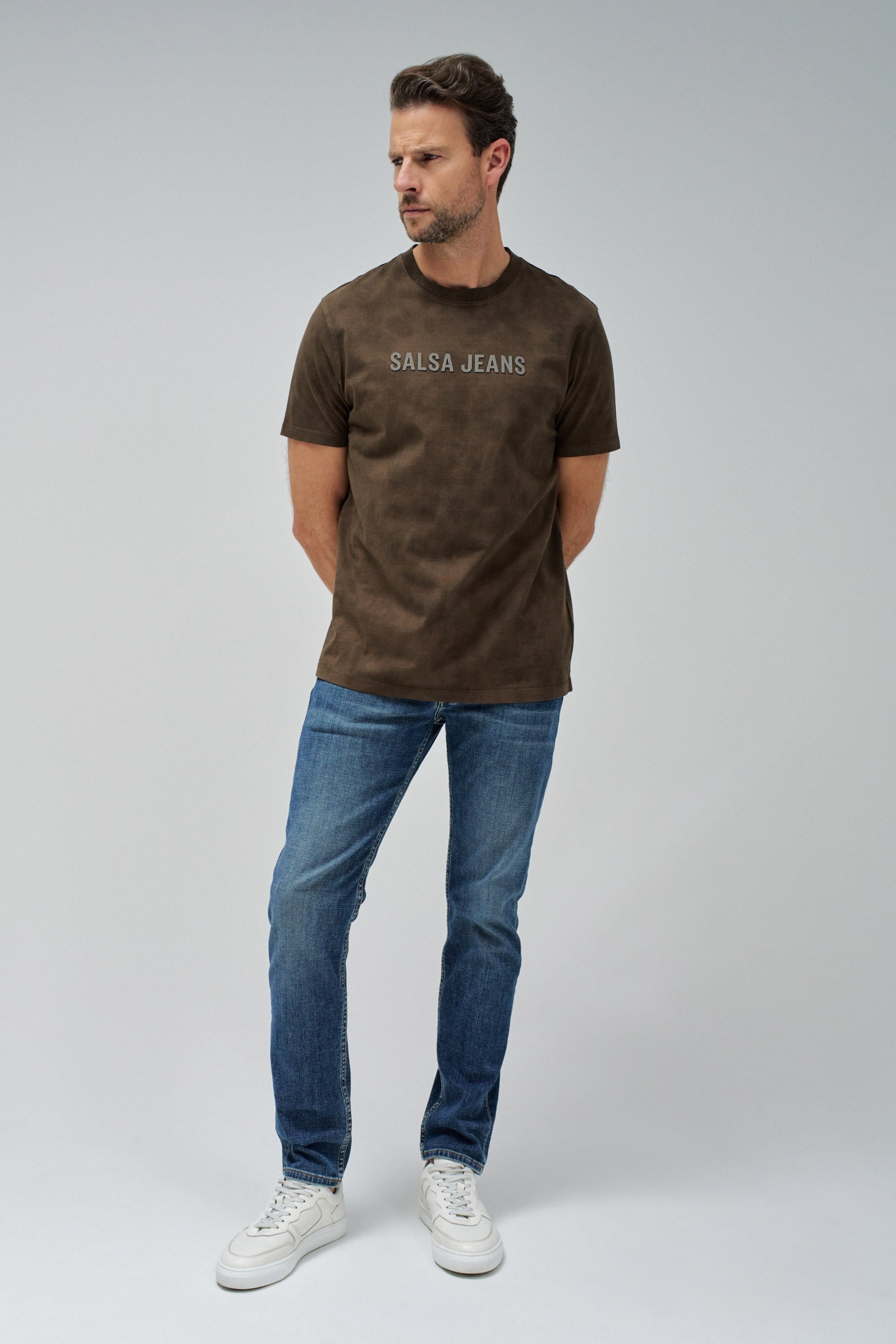 SLIM FIT T-SHIRT