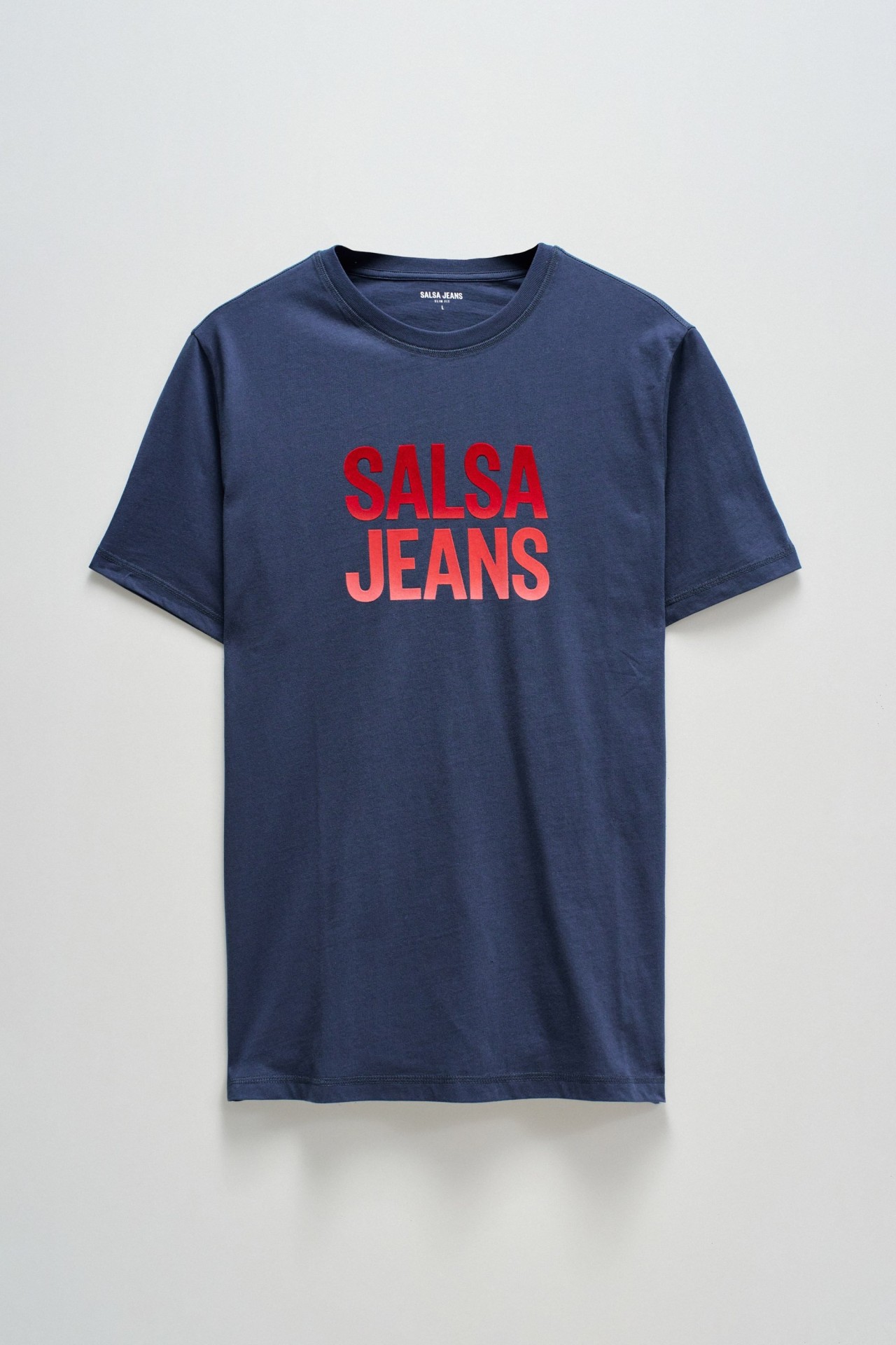 T-SHIRT WITH BRANDING