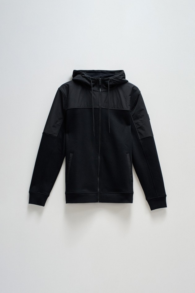 MANTEAU AVEC MÉLANGE DE MATÉRIAUX