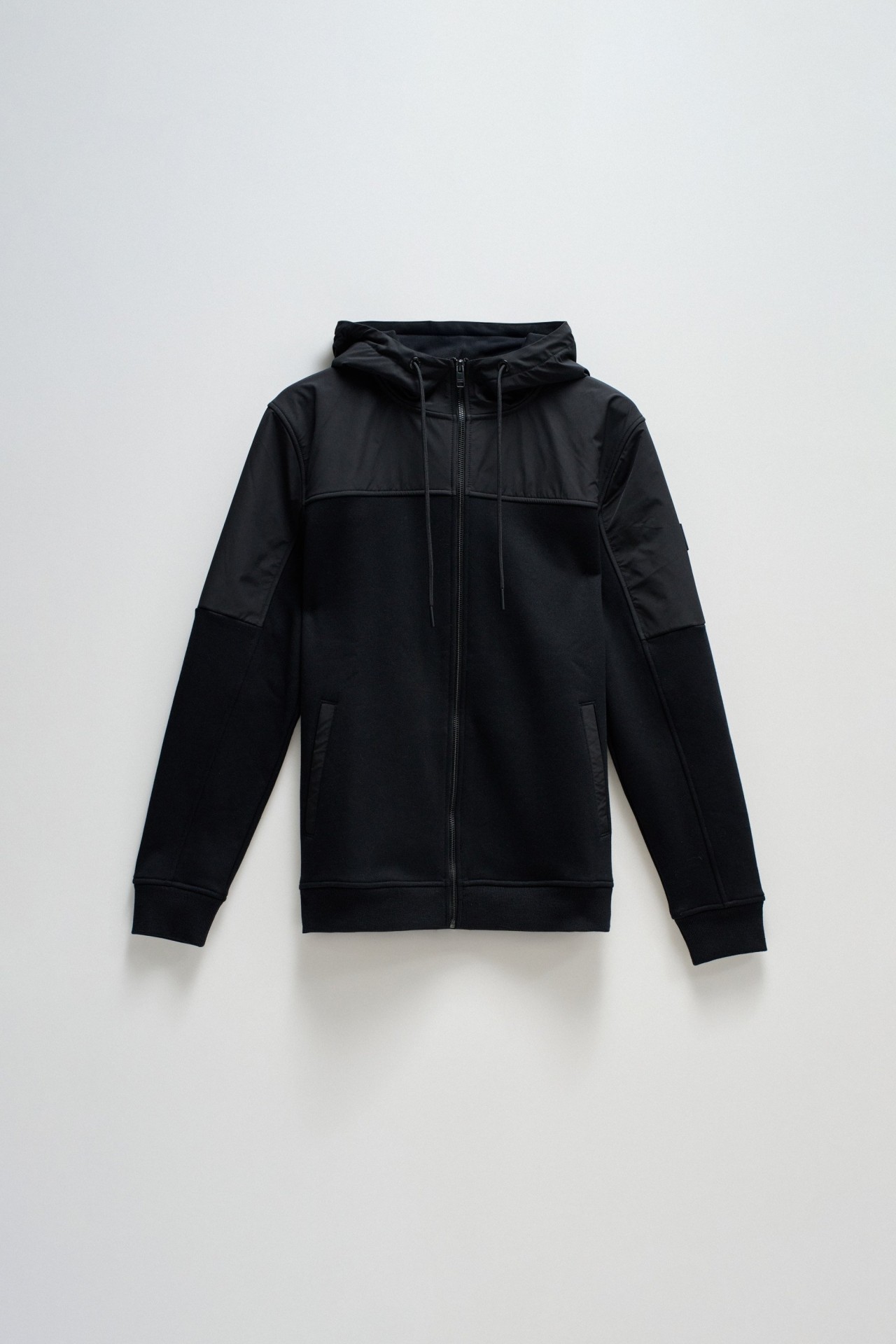 COAT WITH MIXED MATERIALS