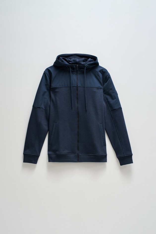 MANTEAU AVEC MÉLANGE DE MATÉRIAUX