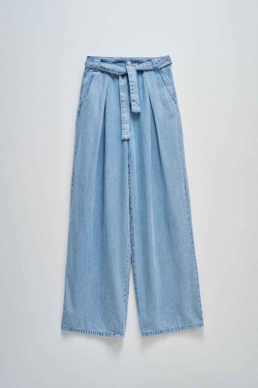 CHINO IN LIGHTDENIM WITH WIDE LEG