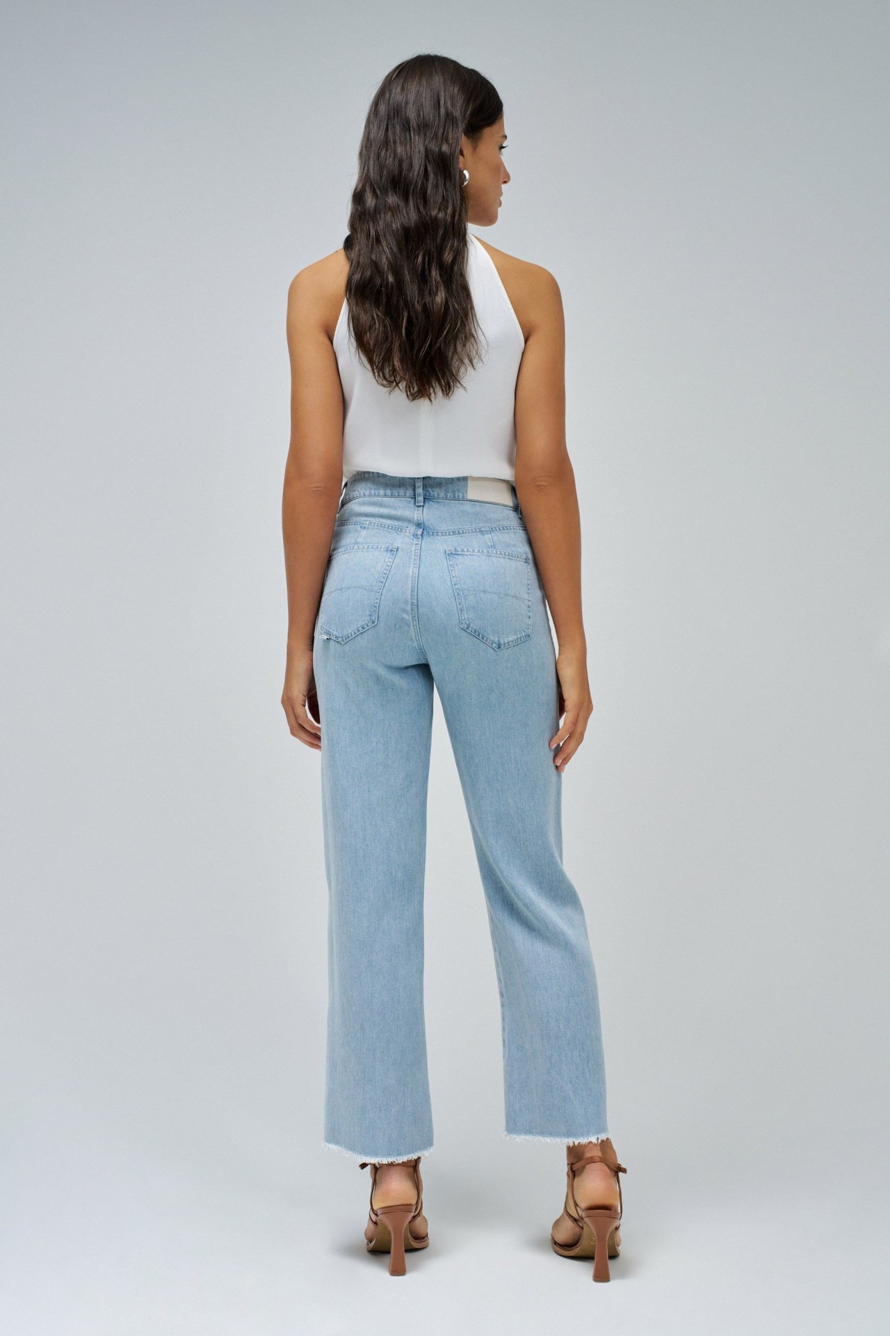 PANTALNCROPPED STRAIGHT LIGHTDENIM