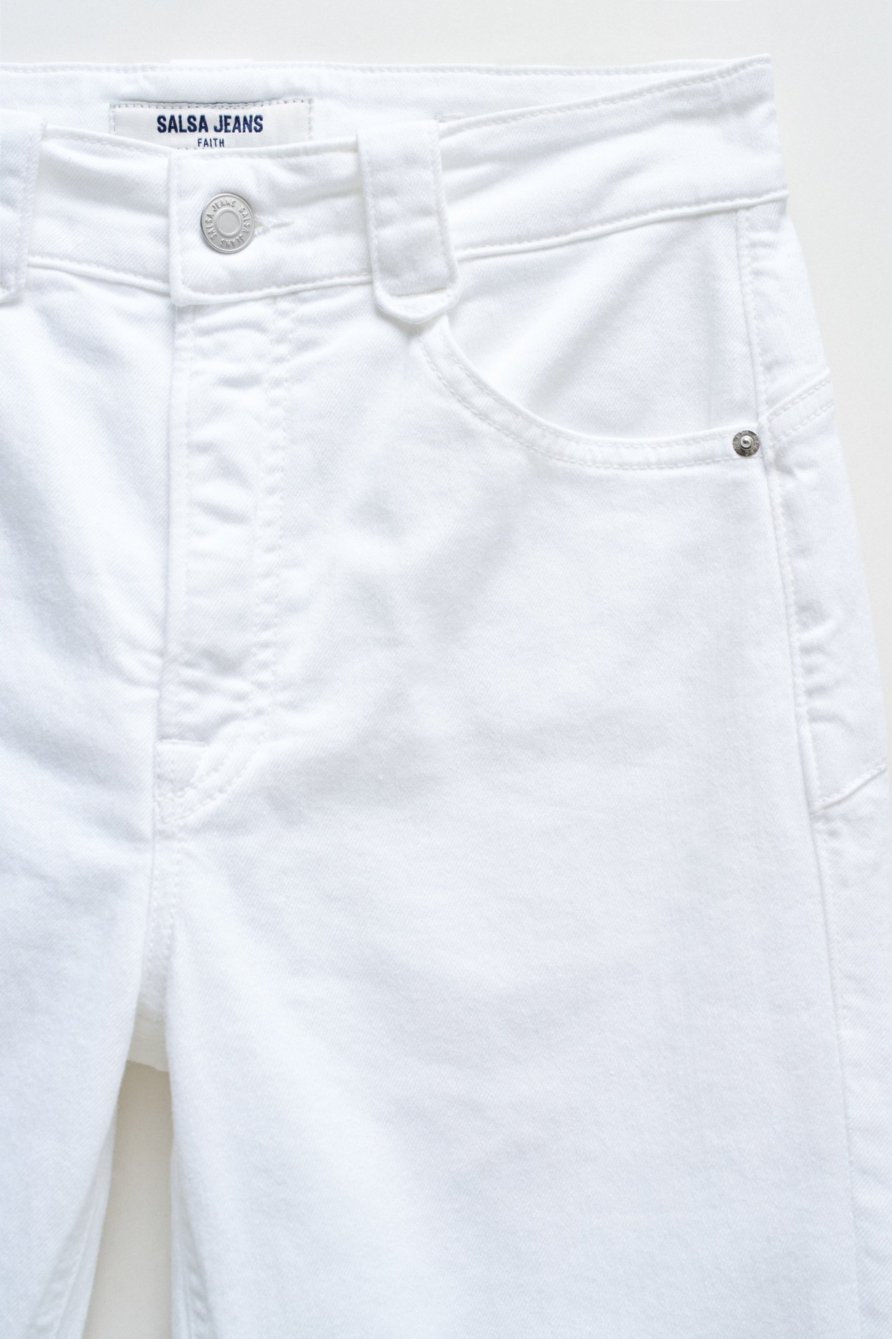 JEANS FAITH PUSH IN CROPPED FLARE