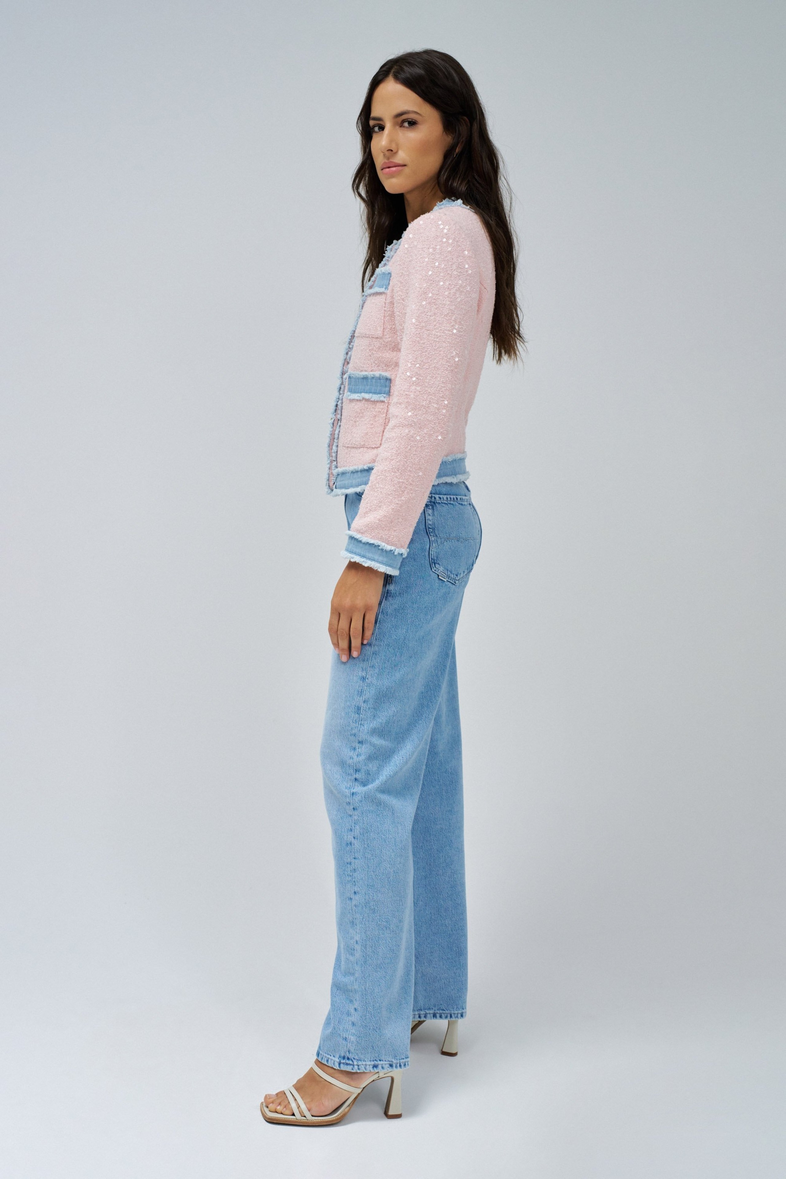 VESTE EN TWEED À PAILLETTES