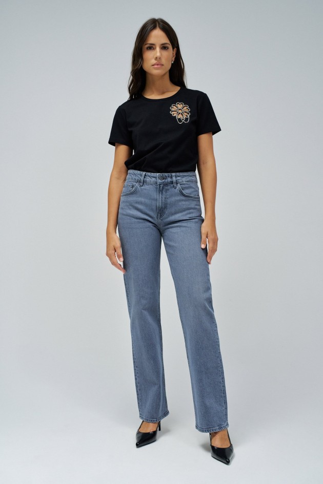 FLORAL CUT-OUT T-SHIRT