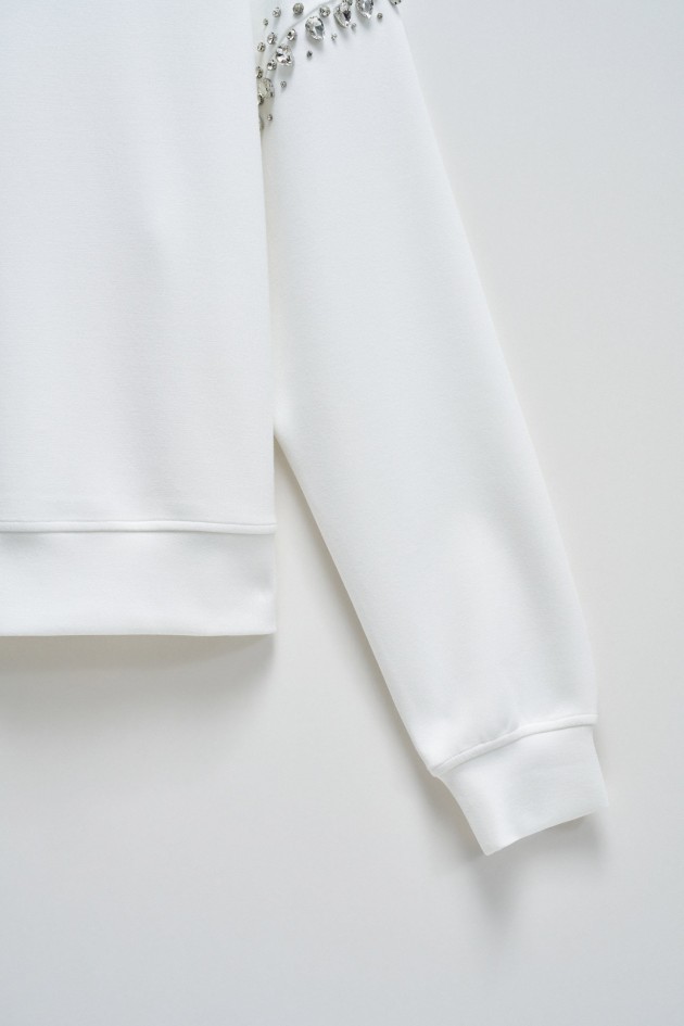 SWEATSHIRT WITH RHINESTONES