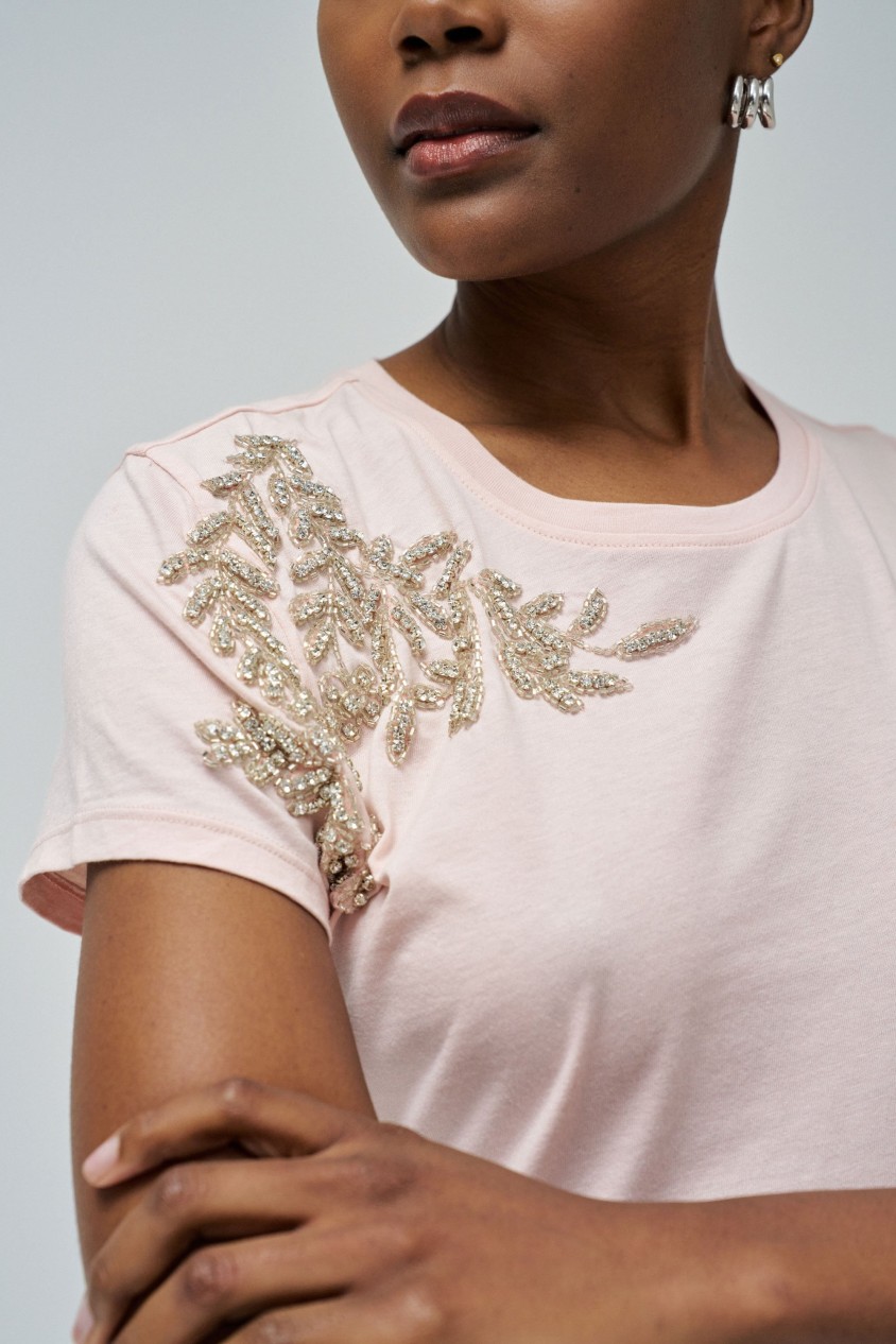 T-SHIRT AVEC APPLICATIONS BRILLANTES