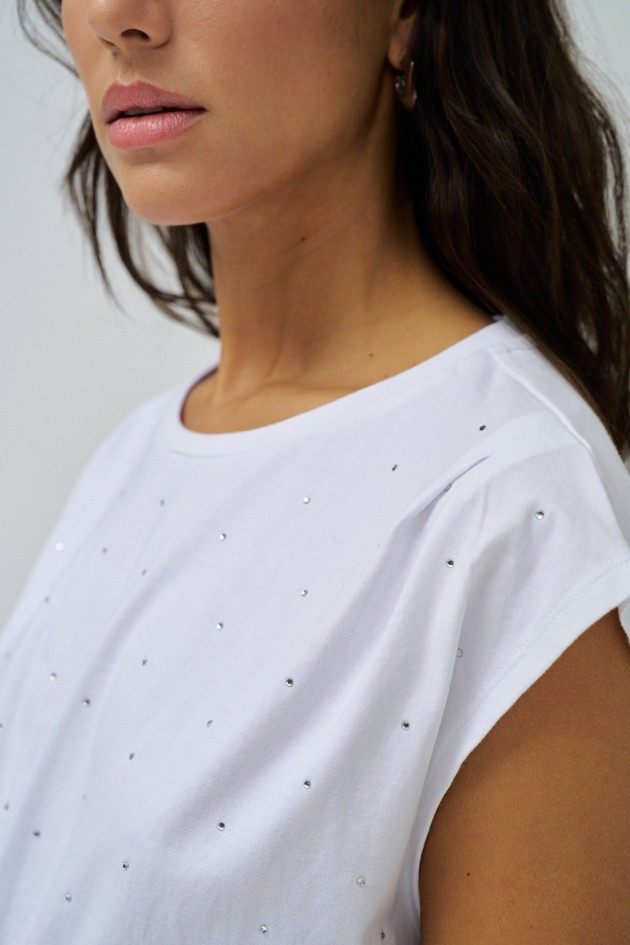 T-SHIRT COM BRILHANTES