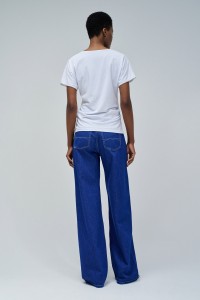 T-SHIRT COM FRANZIDO