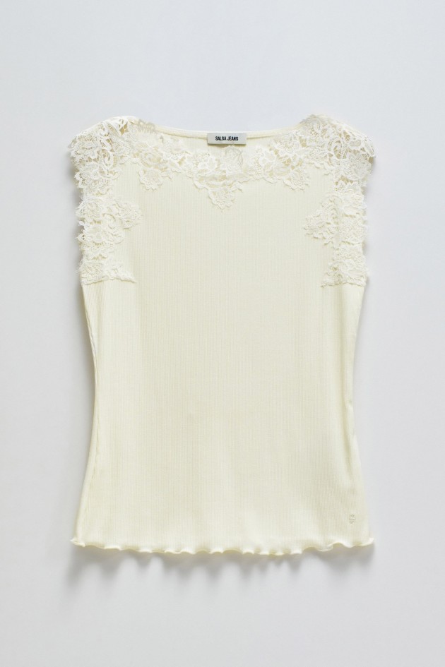 TOP CON ENCAJE