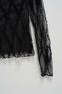 HAUT EN TULLE AVEC TOP