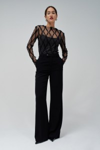 HAUT EN TULLE AVEC TOP